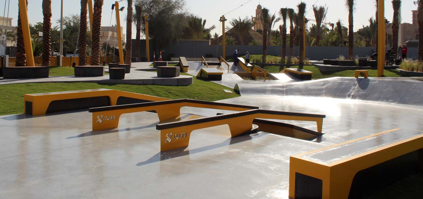 Concrete Colours, Skatepark X-Dubai, exposed coloured concrete black and yellow